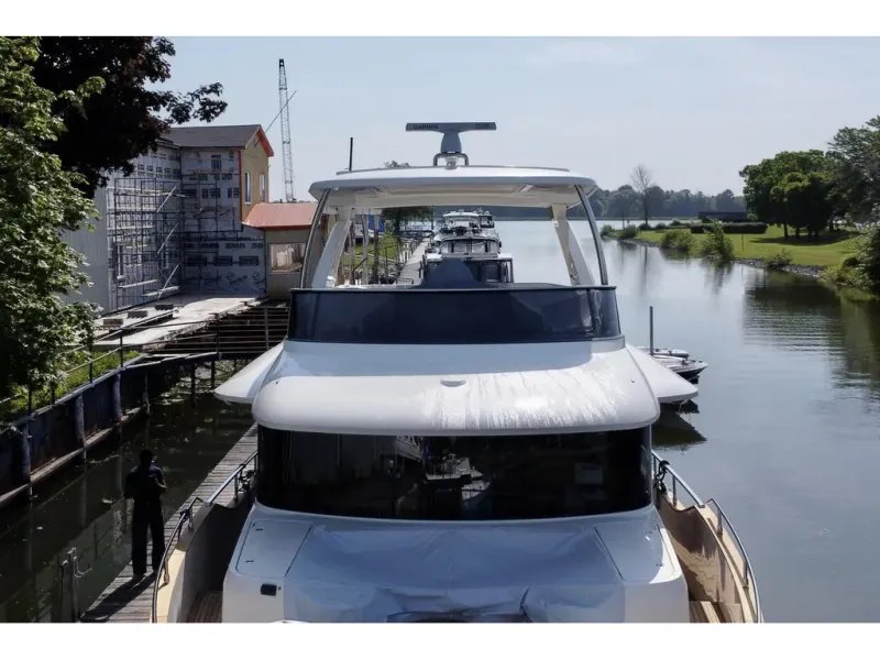 Slide: The Image of Absolute NAVETTA 58 2024 - 11