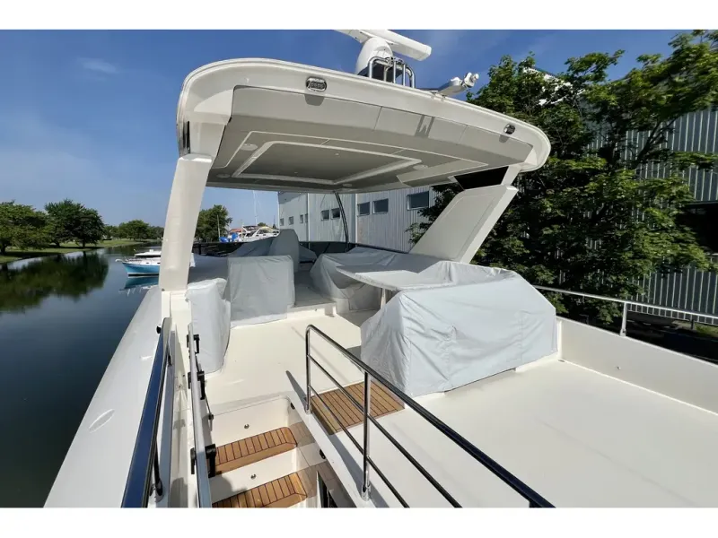 Slide: The Image of Absolute NAVETTA 58 2024 - 12