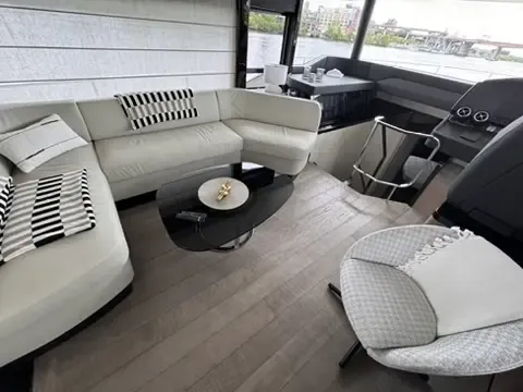 Slide: The Image of Absolute NAVETTA 58 2024 - 18