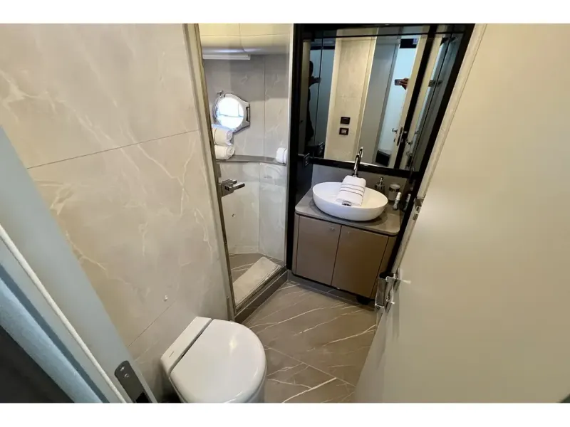 Slide: The Image of Absolute NAVETTA 58 2024 - 32