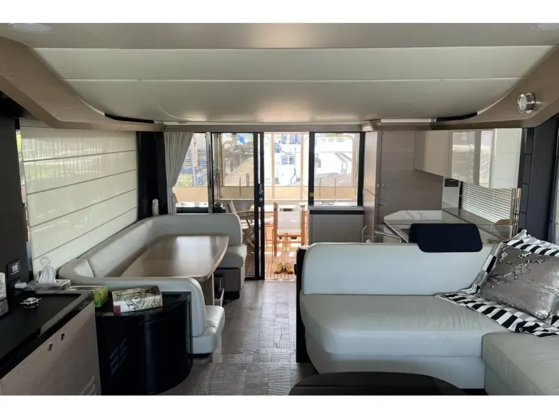 Slide: The Image of Absolute NAVETTA 58 2024 - 34