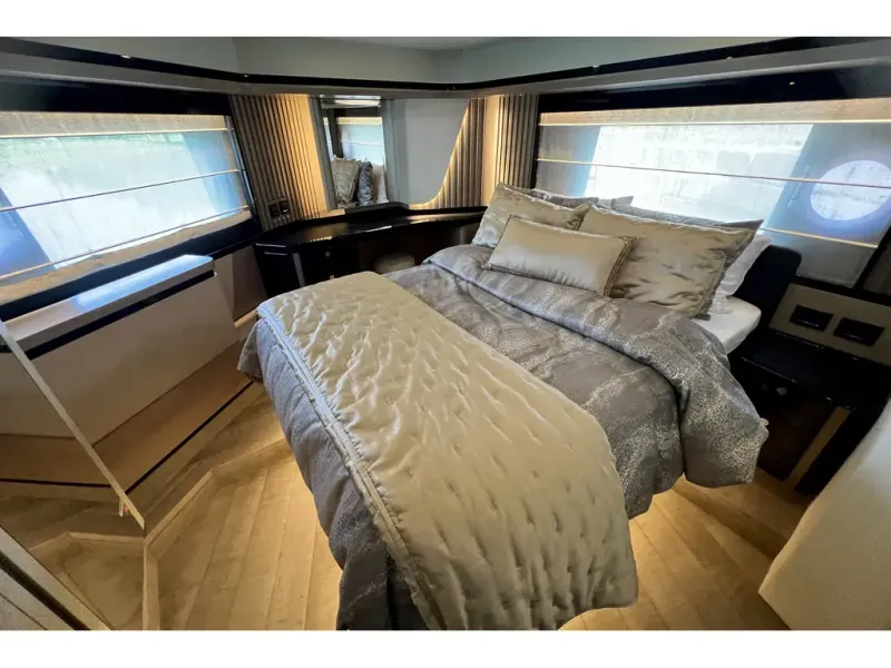 Slide: The Image of Absolute NAVETTA 58 2024 - 37