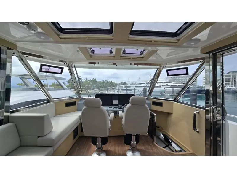 Slide: The Image of Aquila 54 YACHT 2025 - 18