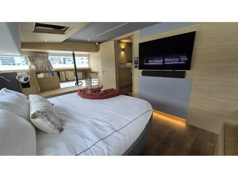 Slide: The Image of Aquila 54 YACHT 2025 - 33