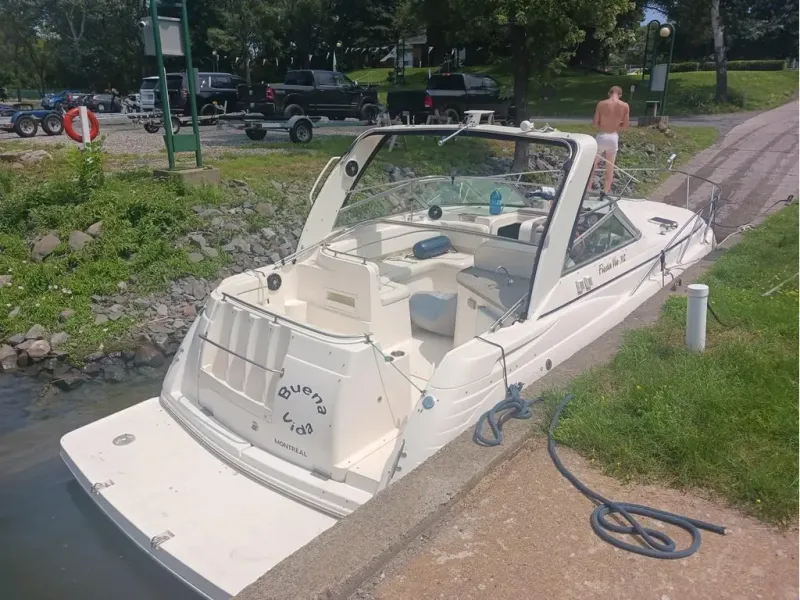 Slide: The Image of Rinker 312 Fiesta Vee 312 2004 - 6