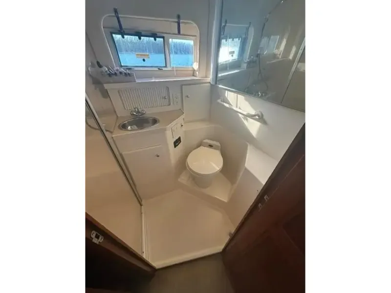 Slide: The Image of Carver 400 AFT Cockpit 1998 - 10