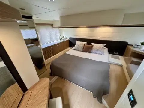 Slide: The Image of Absolute 50 FLY 2017 - 10