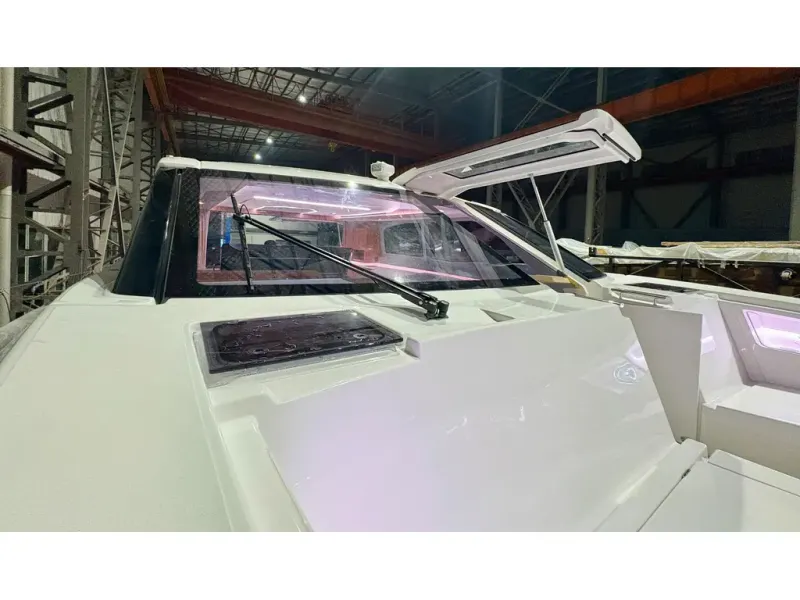 Slide: The Image of Aquila 46 Coupe 2026 - 22