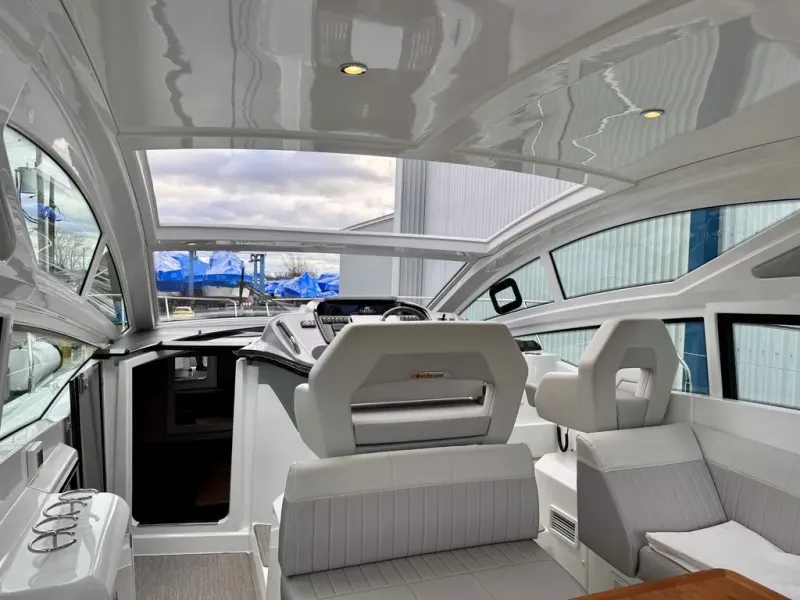 Slide: The Image of BENETEAU GT40 2021 - 13