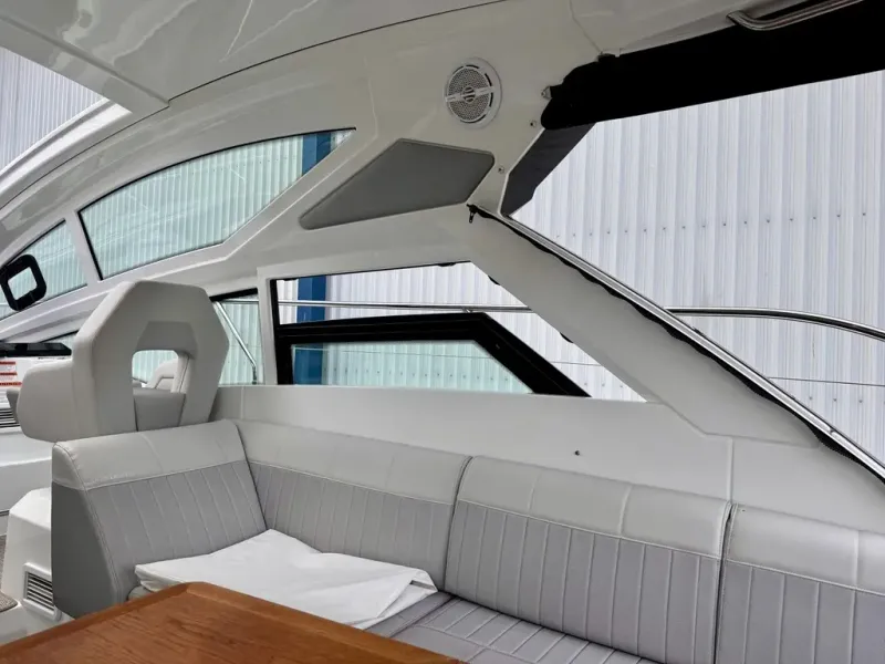 Slide: The Image of BENETEAU GT40 2021 - 19