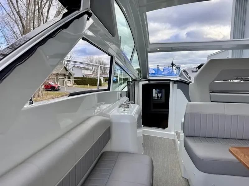 Slide: The Image of BENETEAU GT40 2021 - 21