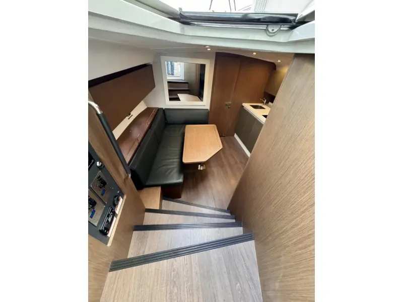 Slide: The Image of BENETEAU GT40 2021 - 26