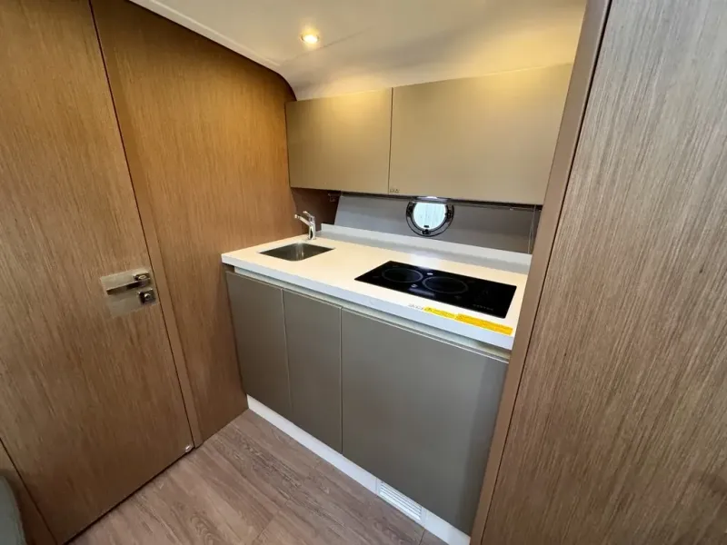 Slide: The Image of BENETEAU GT40 2021 - 28
