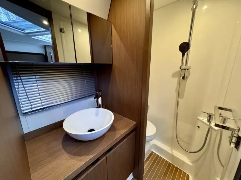 Slide: The Image of BENETEAU GT40 2021 - 41