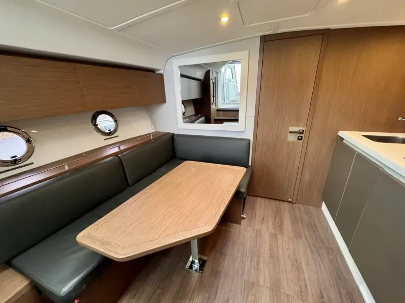 Slide: The Image of BENETEAU GT40 2021 - 46
