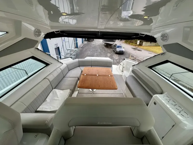 Slide: The Image of BENETEAU GT40 2021 - 5