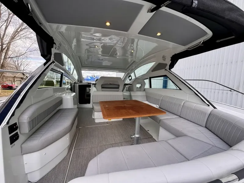 Slide: The Image of BENETEAU GT40 2021 - 6