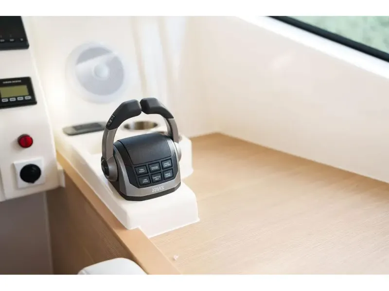 Slide: The Image of Aquila 44 YACHT 2023 - 35