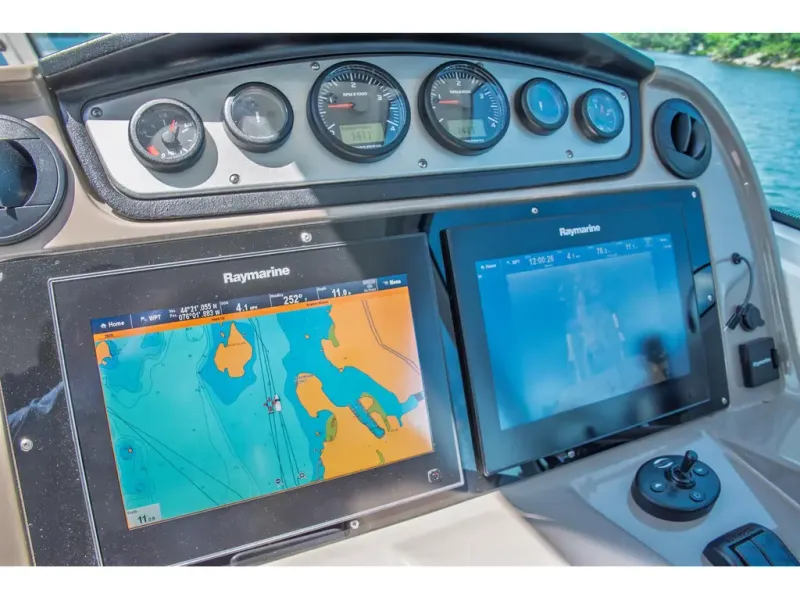 Slide: The Image of Cruisers Sports Coupe 420 2011 - 15