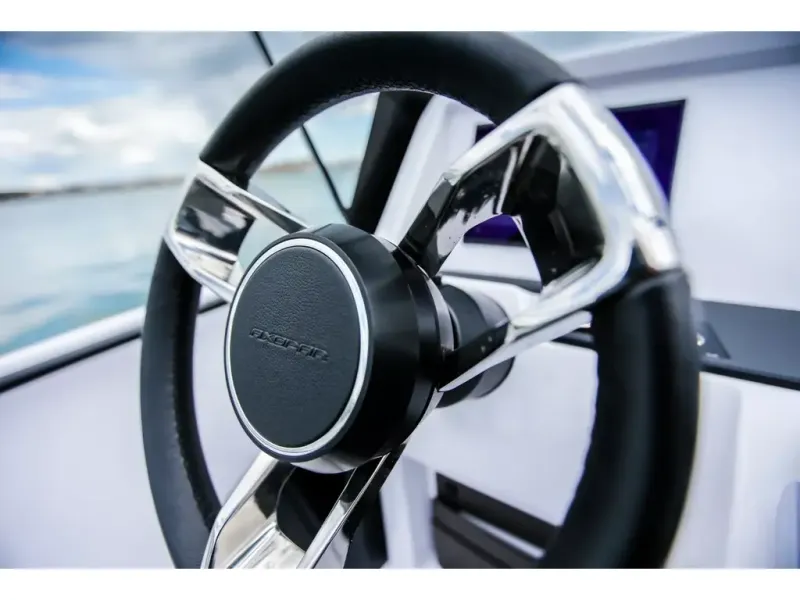 Slide: The Image of Axopar 22 SPYDER 2026 - 11