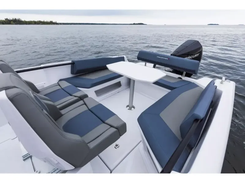 Slide: The Image of Axopar 22 SPYDER 2026 - 4