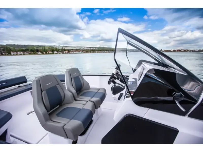 Slide: The Image of Axopar 22 SPYDER 2026 - 8