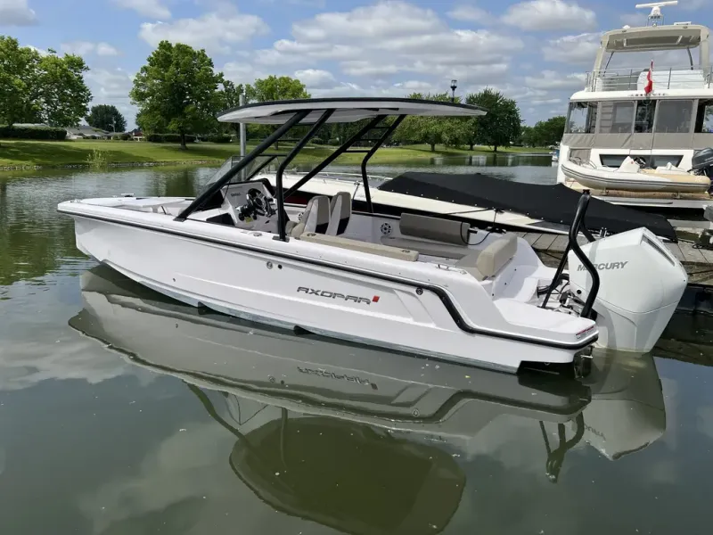 Slide: The Image of Axopar 22 T-TOP 2024 - 3