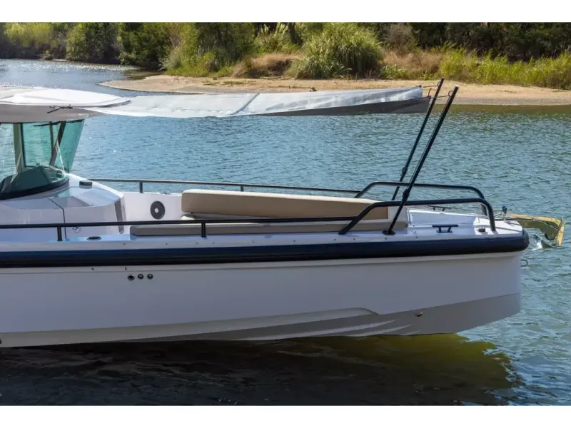 Slide: The Image of Axopar 28 CABIN 2026 - 5