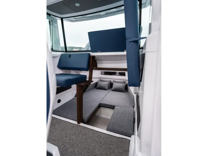 Slide: The Image of Axopar 29 XC CROSS CABIN 2026 - 14