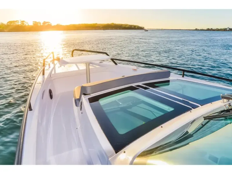 Slide: The Image of Axopar 37 SPYDER 2026 - 15