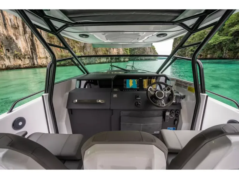 Slide: The Image of Axopar 37 SUN-TOP 2026 - 14