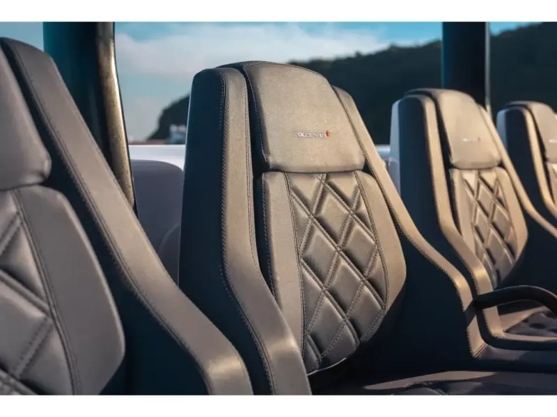 Slide: The Image of Axopar 37 SUN-TOP 2026 - 4