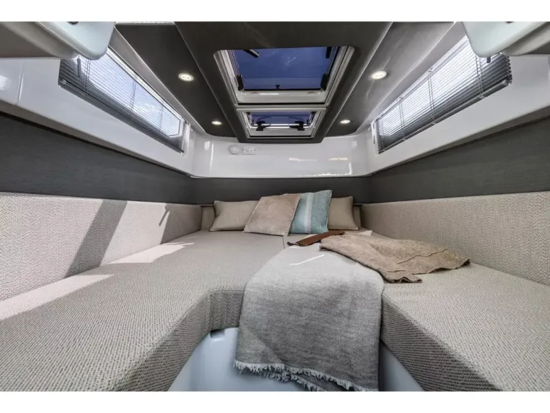 Slide: The Image of Axopar 37 XC CROSS CABIN 2026 - 14
