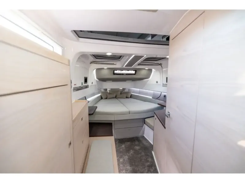 Slide: The Image of Axopar 45 CROSS TOP 2026 - 3