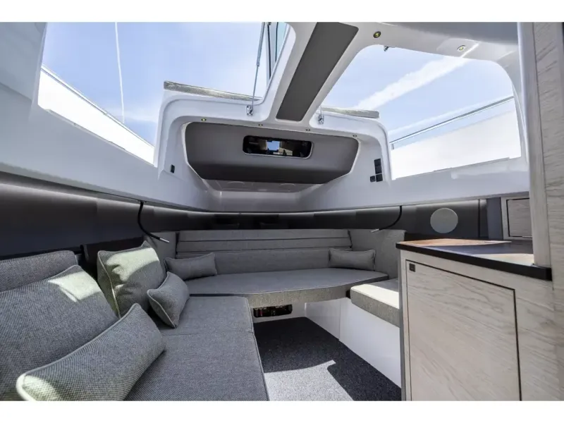 Slide: The Image of Axopar 45 SUN-TOP 2026 - 13