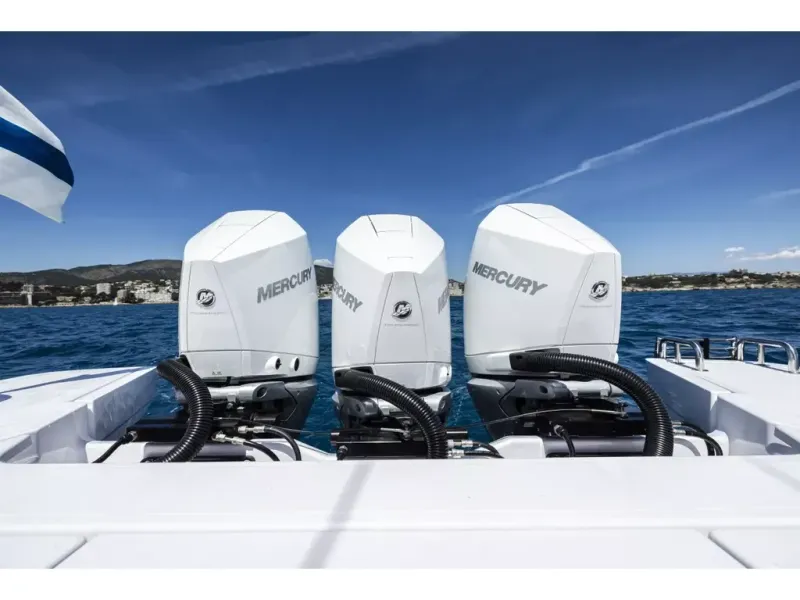 Slide: The Image of Axopar 45 SUN-TOP 2026 - 15