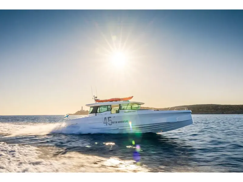 The Image of Axopar 45 XC CROSS CABIN 2026 - 0