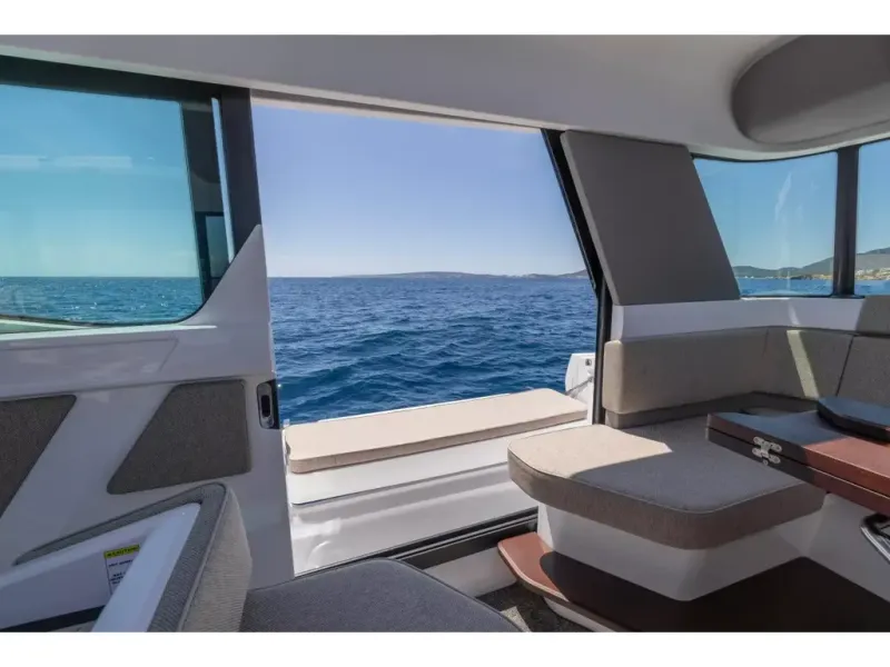 Slide: The Image of Axopar 45 XC CROSS CABIN 2026 - 13