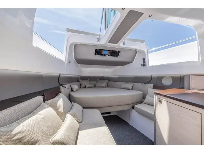 Slide: The Image of Axopar 45 XC CROSS CABIN 2026 - 19