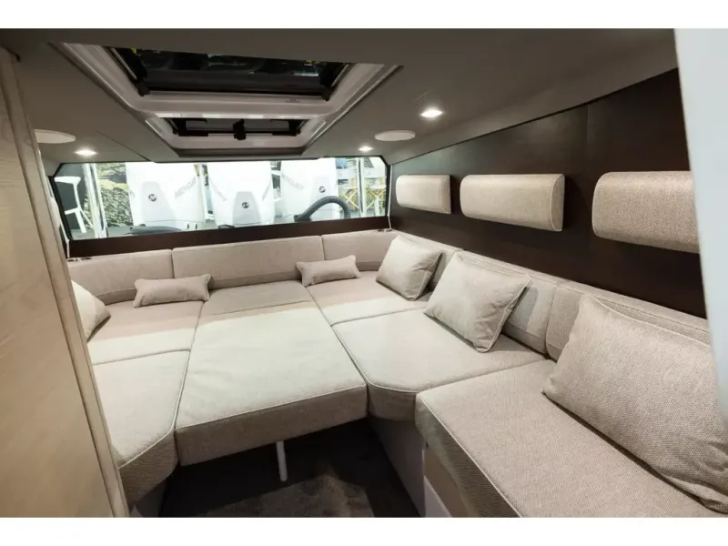 Slide: The Image of Axopar 45 XC CROSS CABIN 2026 - 9