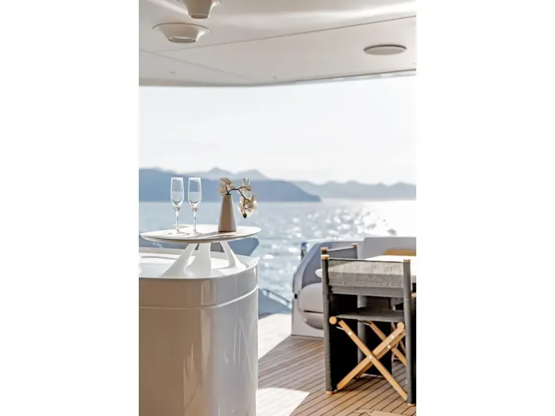 Slide: The Image of Azimut GRANDE 36M 2026 - 10