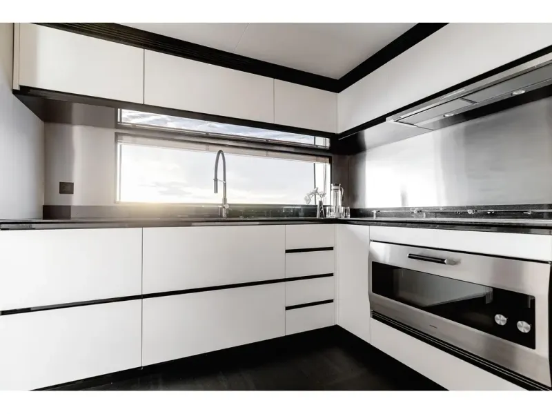 Slide: The Image of Azimut GRANDE 36M 2026 - 13