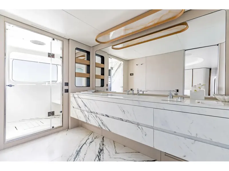 Slide: The Image of Azimut GRANDE 36M 2026 - 16