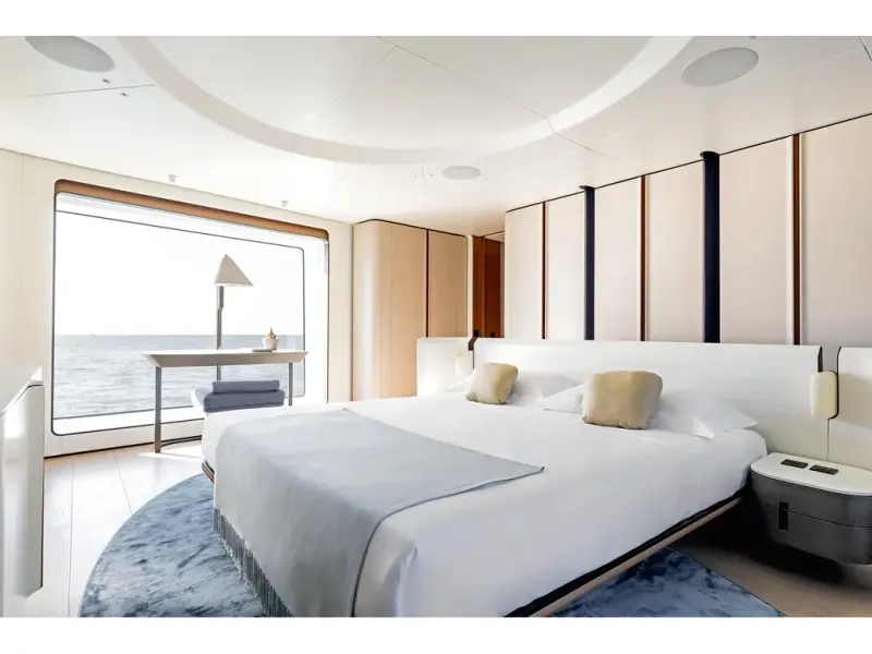 Slide: The Image of Azimut GRANDE 36M 2026 - 17