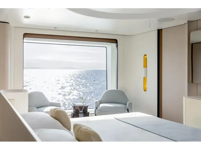 Slide: The Image of Azimut GRANDE 36M 2026 - 18