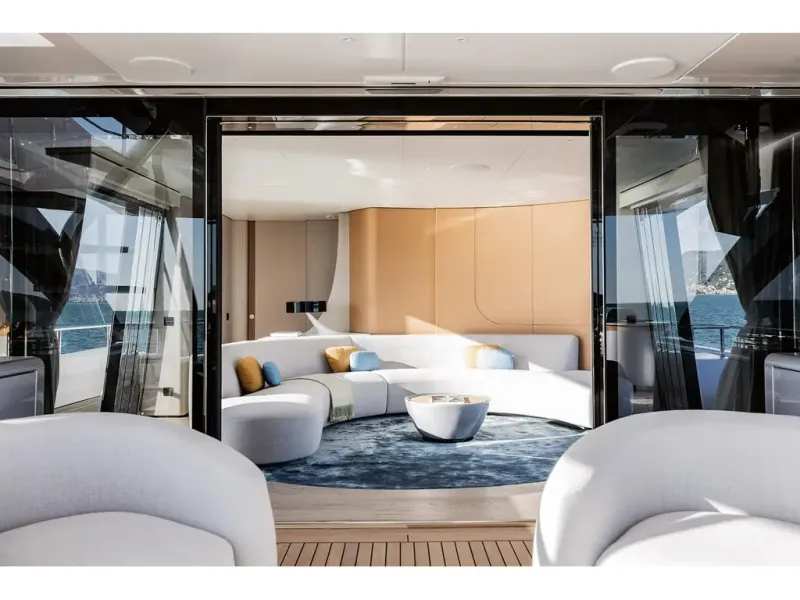 Slide: The Image of Azimut GRANDE 36M 2026 - 34