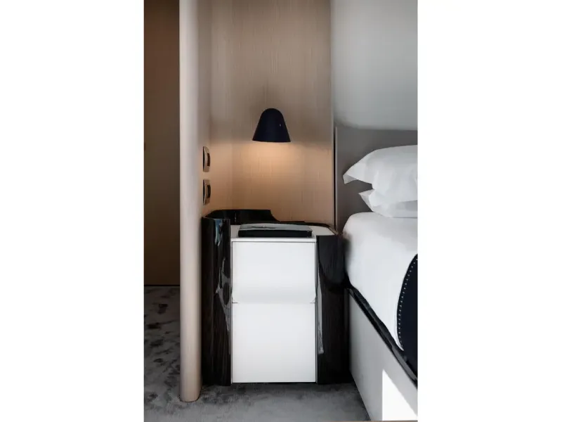 Slide: The Image of Azimut GRANDE 32M 2026 - 24