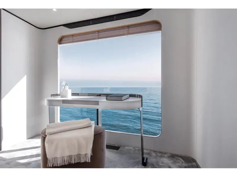 Slide: The Image of Azimut GRANDE 32M 2026 - 26