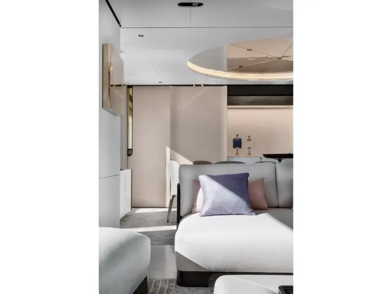 Slide: The Image of Azimut GRANDE 32M 2026 - 40