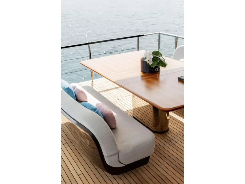 Slide: The Image of Azimut GRANDE 26M 2026 - 17